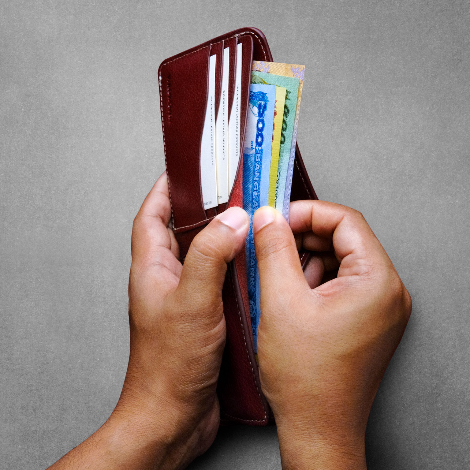 Enso – Classic Bifold Wallet - Crimson Tide