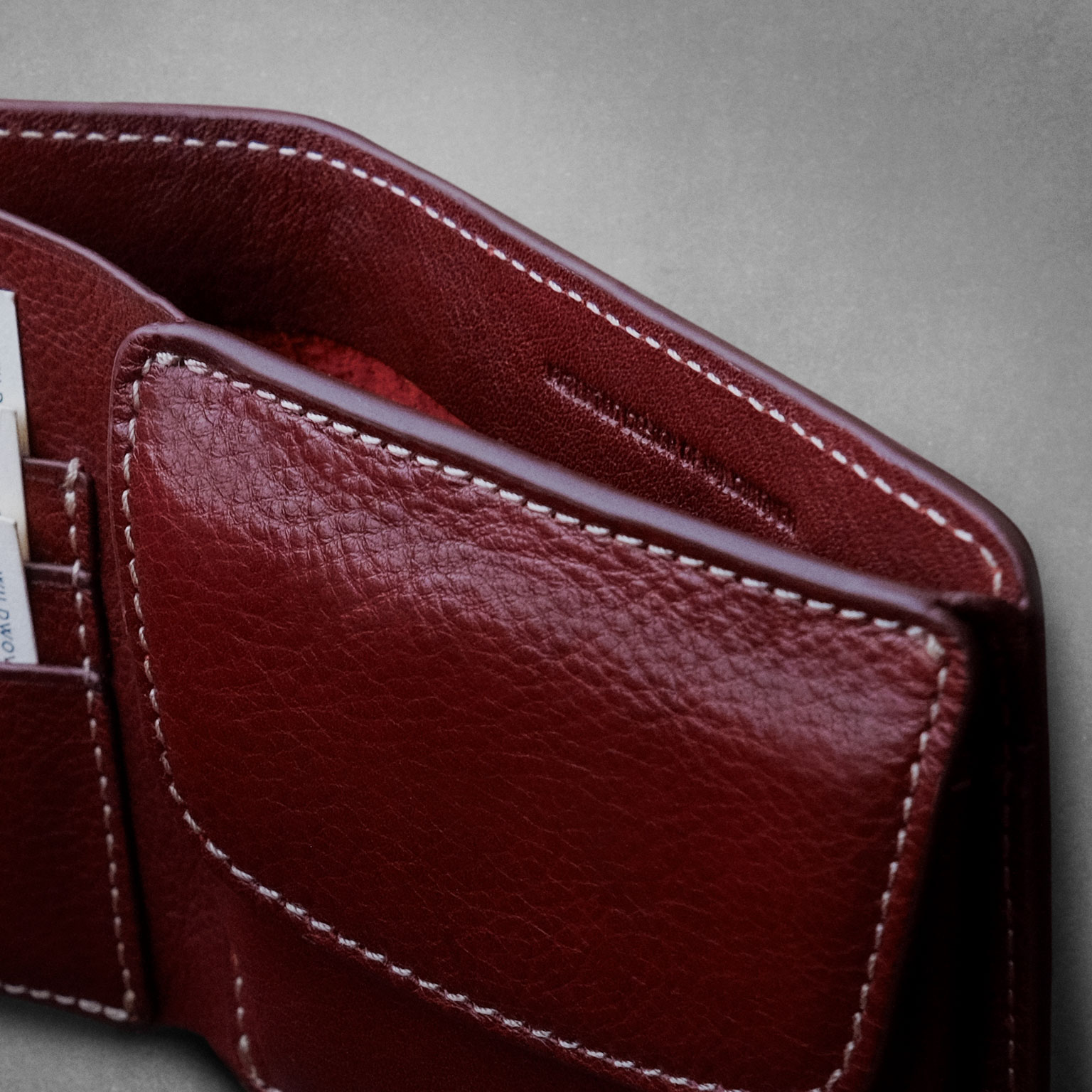 Enso – Classic Bifold Wallet - Crimson Tide